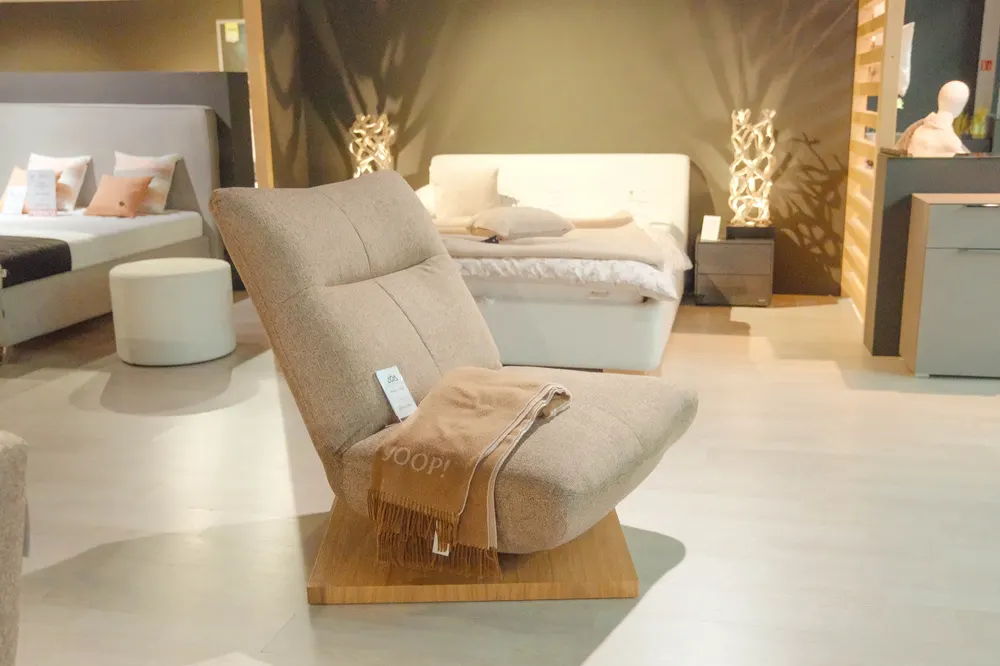 Fotele w Gdańsku: ekspozycja w salonie JMB Design